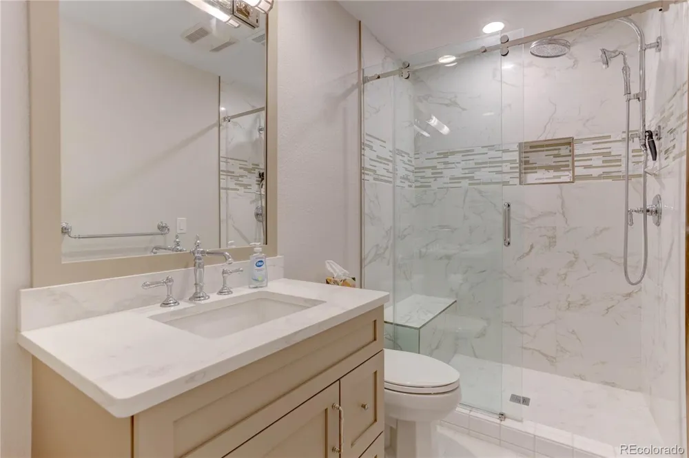 951 Courtland Place Highlands Ranch, CO 80126