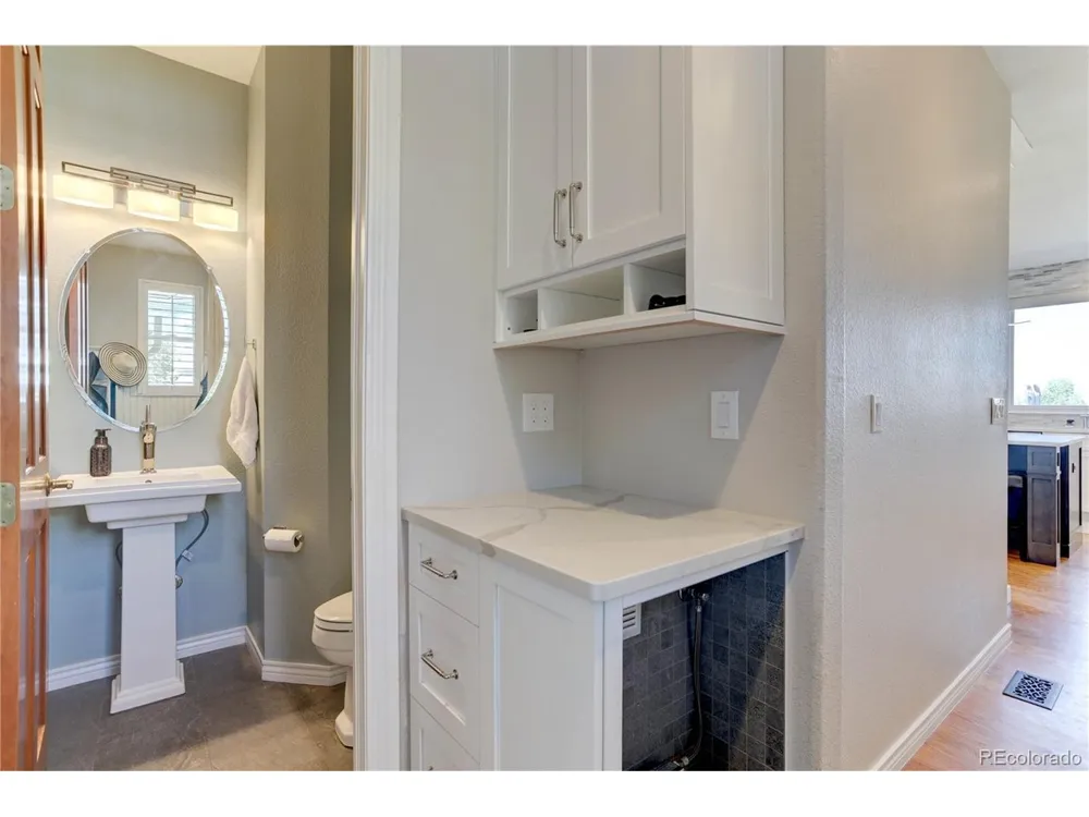 951 Courtland Place Highlands Ranch, CO 80126