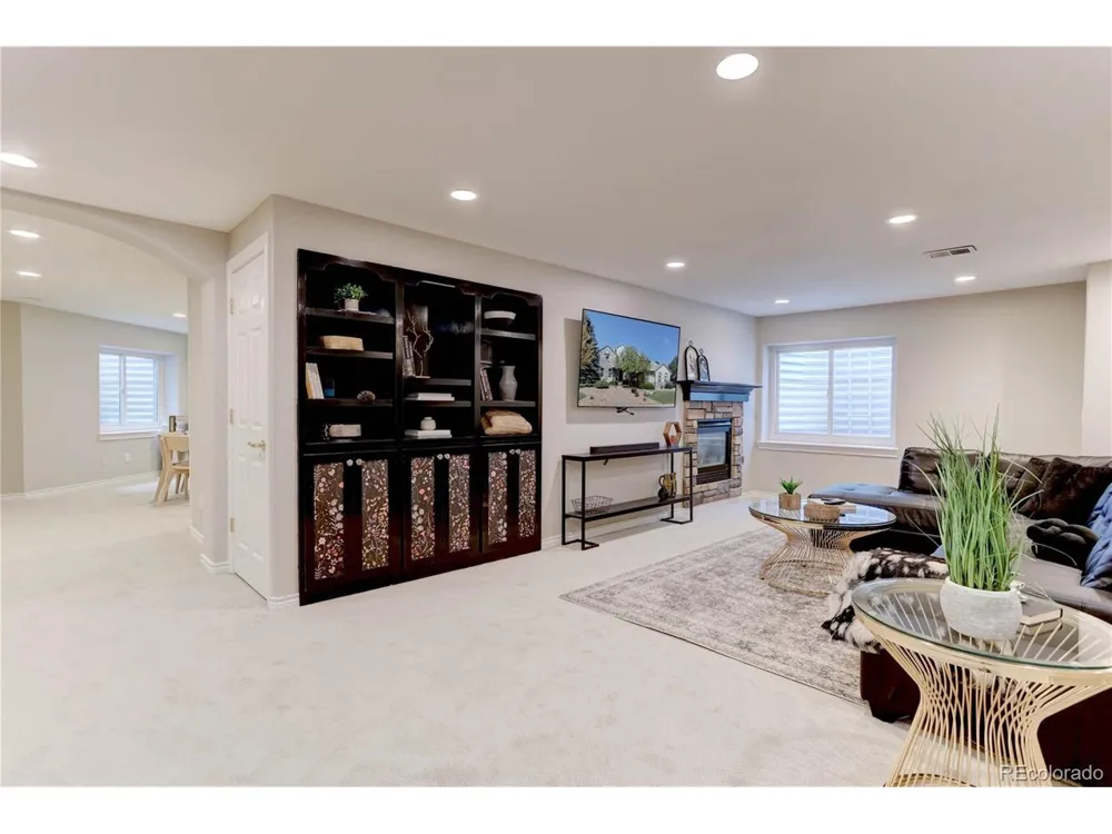 951 Courtland Place Highlands Ranch, CO 80126