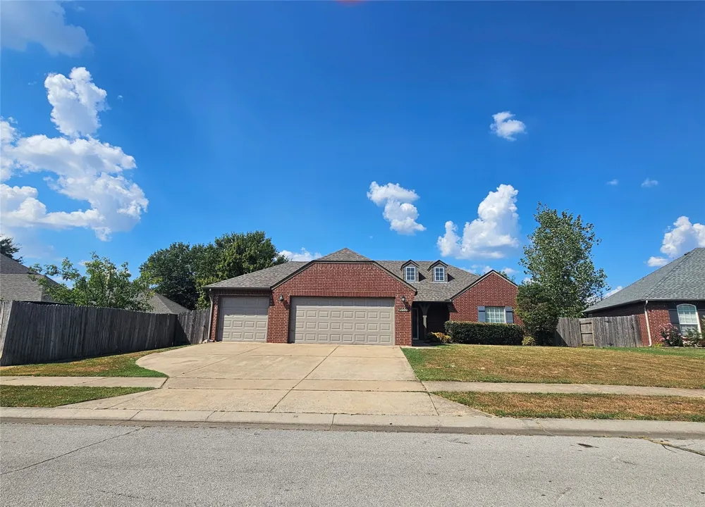 20555 E 47th Street S Broken Arrow, OK 74014