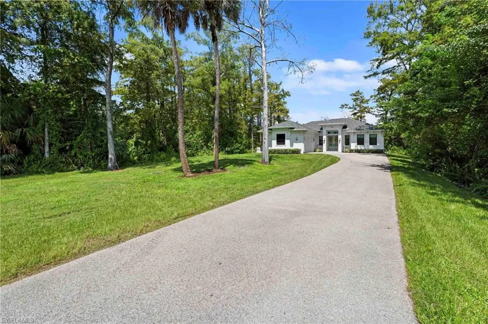 2545 18th Avenue NE Naples, FL 34120