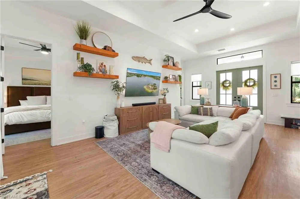2545 18th Avenue NE Naples, FL 34120