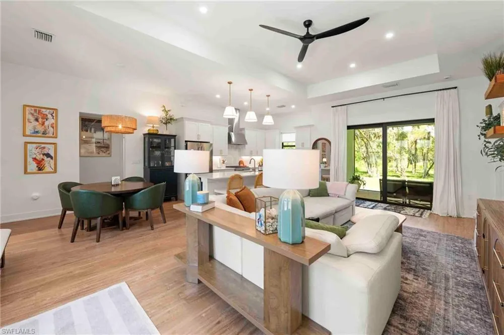2545 18th Avenue NE Naples, FL 34120