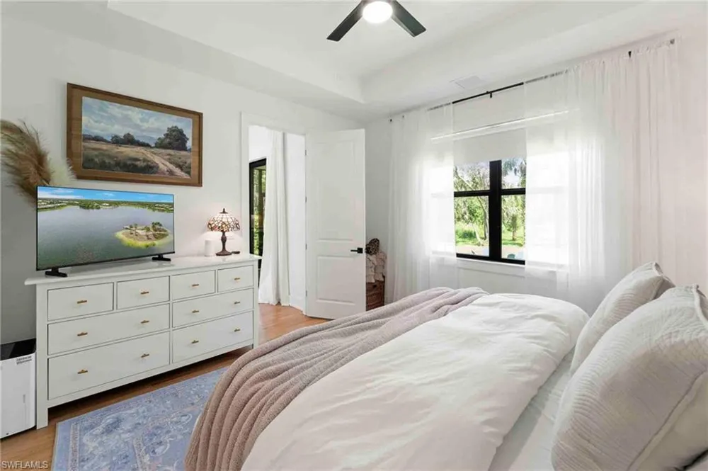 2545 18th Avenue NE Naples, FL 34120