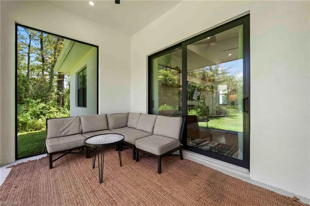 2545 18th Avenue NE Naples, FL 34120