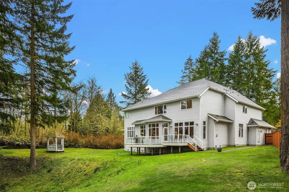 17633 48th Avenue SE Bothell, WA 98012