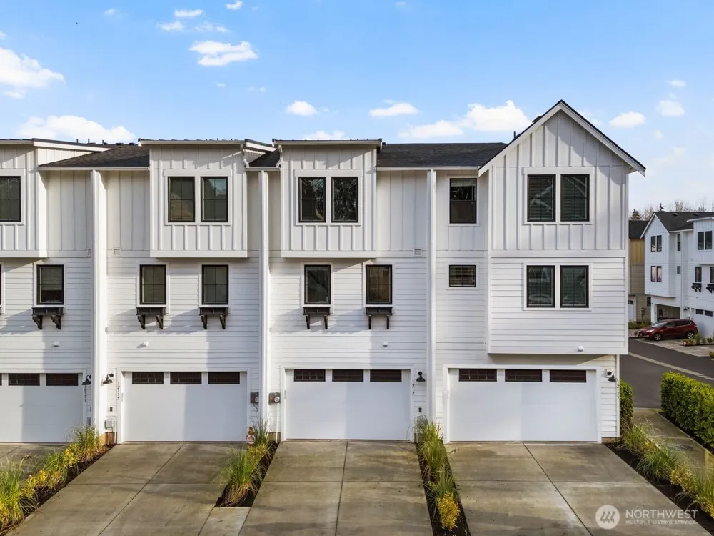 12067 127th Avenue Ct E #82 Puyallup, WA 98374