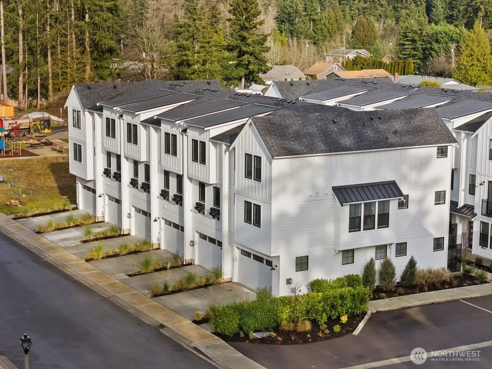 12067 127th Avenue Ct E #82 Puyallup, WA 98374