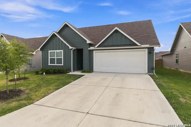 1017 NORWAY DR Seguin, TX 78155