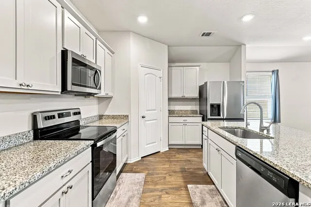 1017 NORWAY DR Seguin, TX 78155