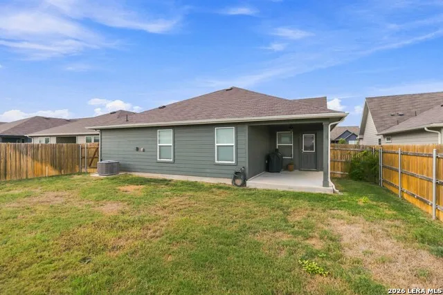 1017 NORWAY DR Seguin, TX 78155