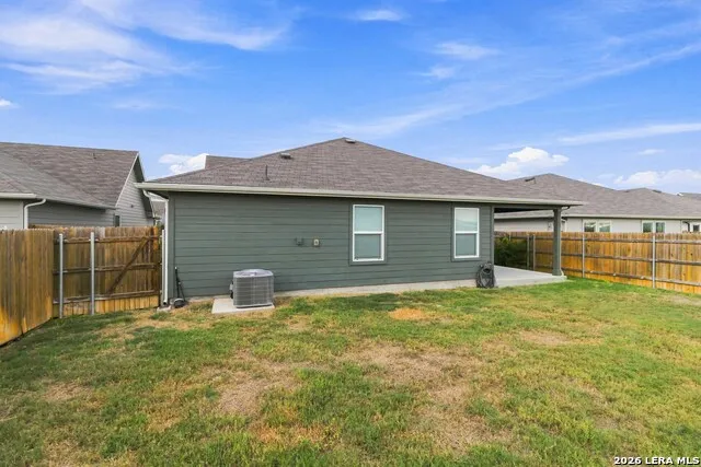 1017 NORWAY DR Seguin, TX 78155