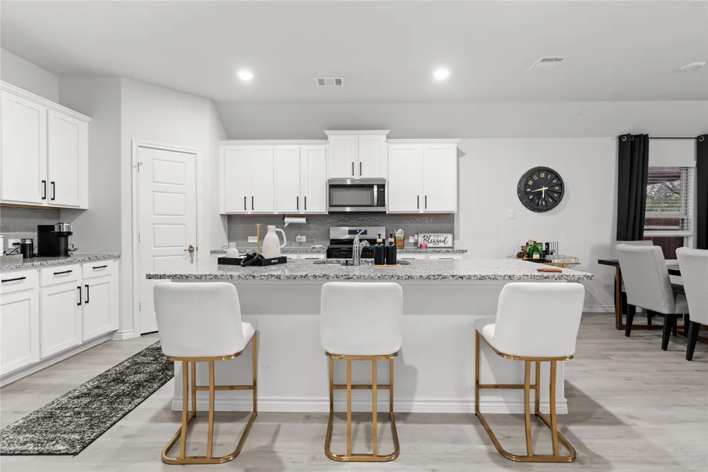 9917 Tacoma Drive Aubrey, TX 76227