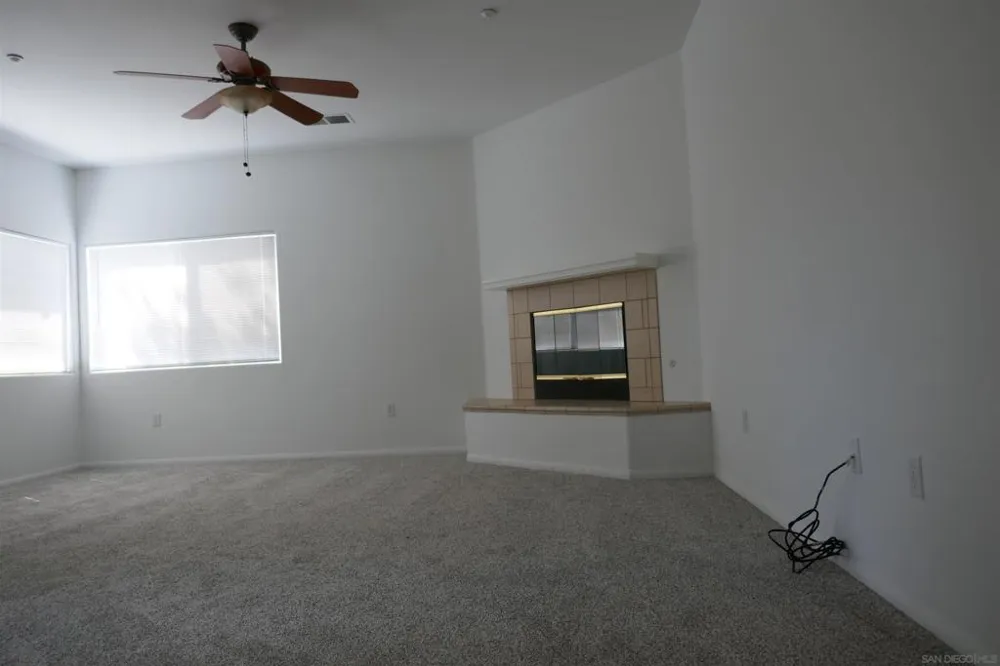 11874 Gardena lane Lakeside, CA 92040