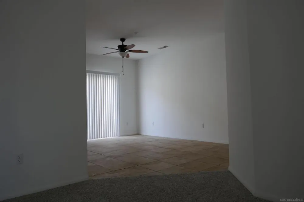 11874 Gardena lane Lakeside, CA 92040