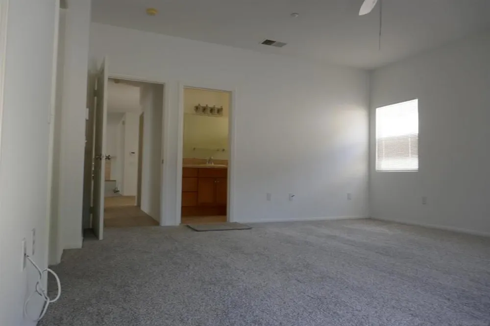 11874 Gardena lane Lakeside, CA 92040