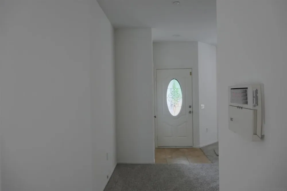 11874 Gardena lane Lakeside, CA 92040