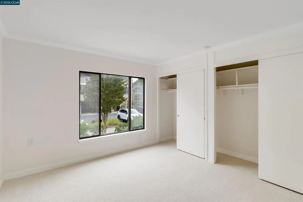 1748 Golden Rain Rd #5 Walnut Creek, CA 94595