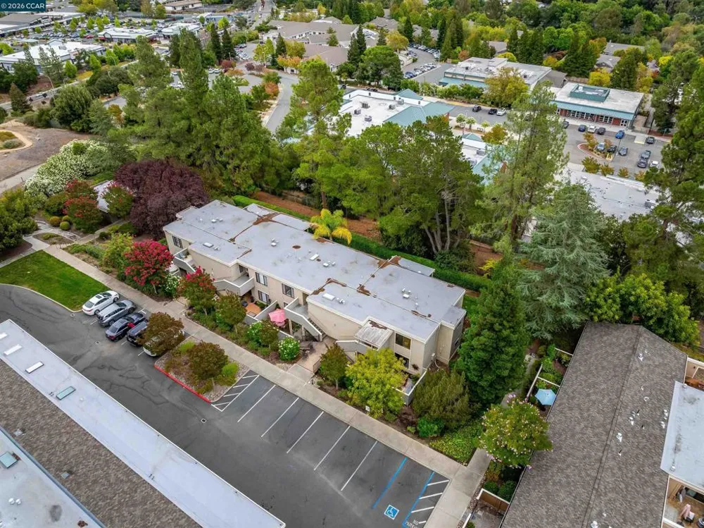 1748 Golden Rain Rd #5 Walnut Creek, CA 94595