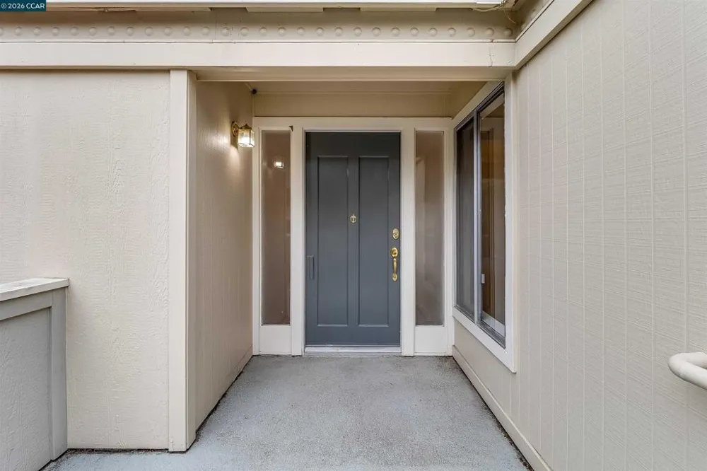 1748 Golden Rain Rd #5 Walnut Creek, CA 94595