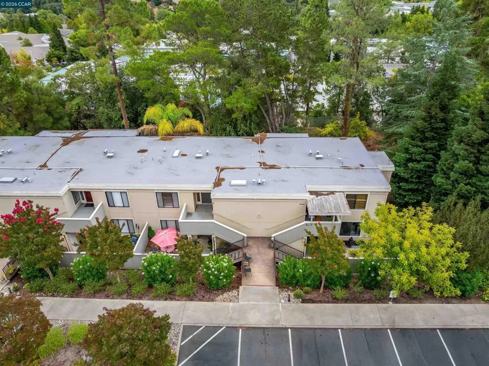 1748 Golden Rain Rd #5 Walnut Creek, CA 94595