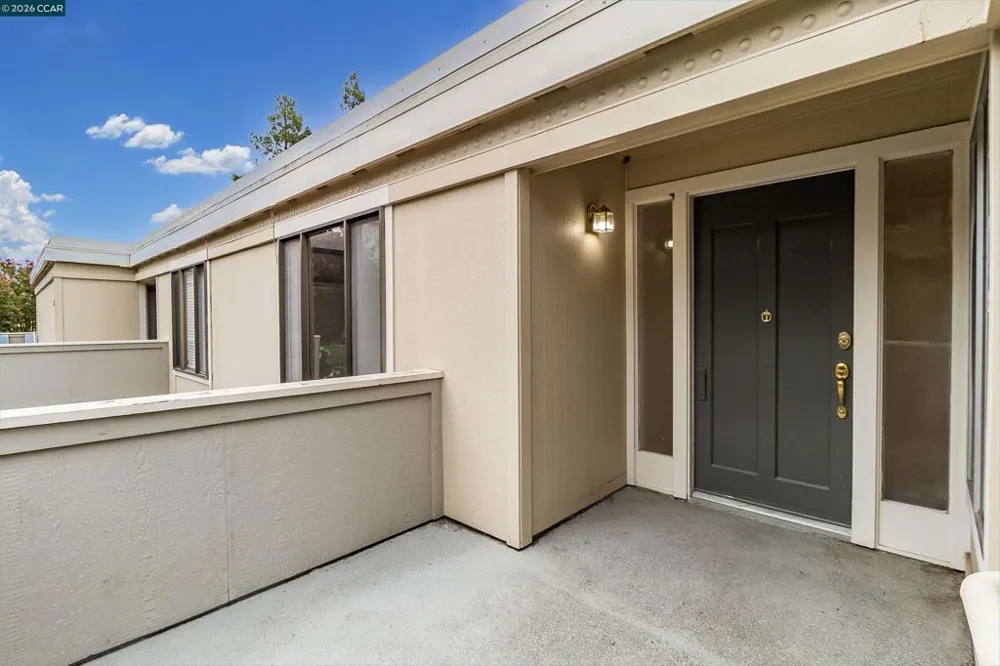 1748 Golden Rain Rd #5 Walnut Creek, CA 94595