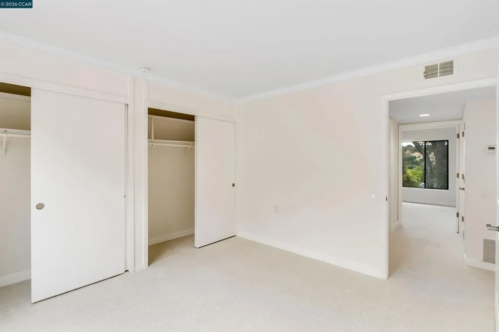 1748 Golden Rain Rd #5 Walnut Creek, CA 94595