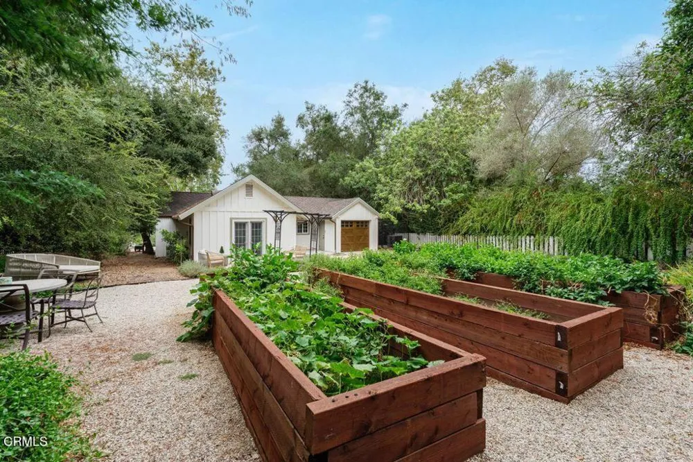601 Foothill Road Ojai, CA 93023