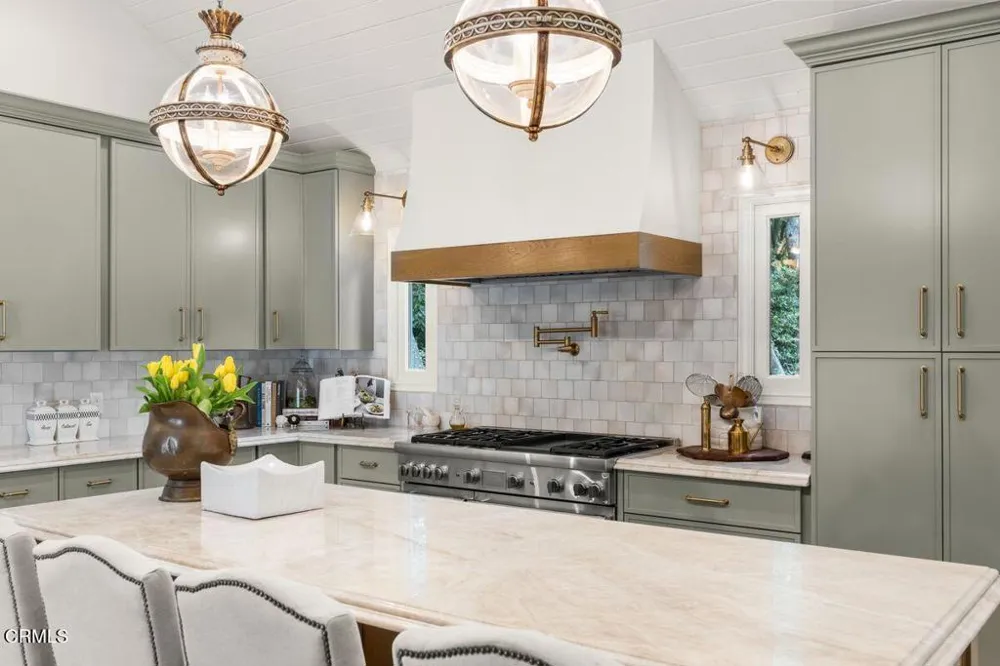 601 Foothill Road Ojai, CA 93023