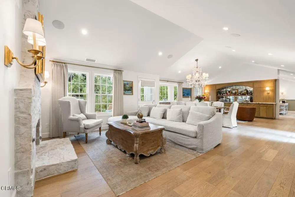 601 Foothill Road Ojai, CA 93023