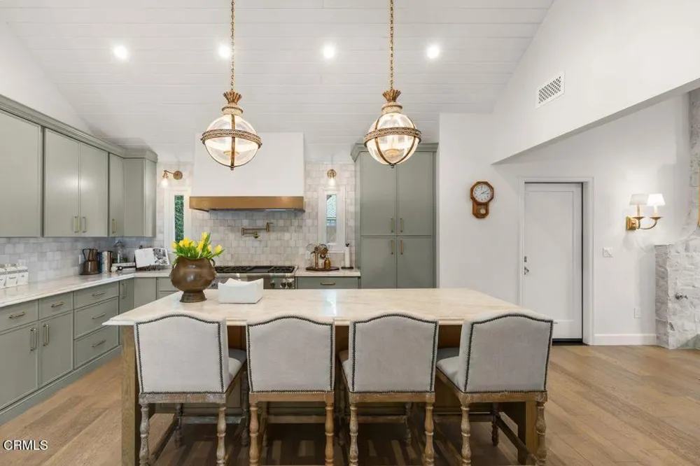 601 Foothill Road Ojai, CA 93023