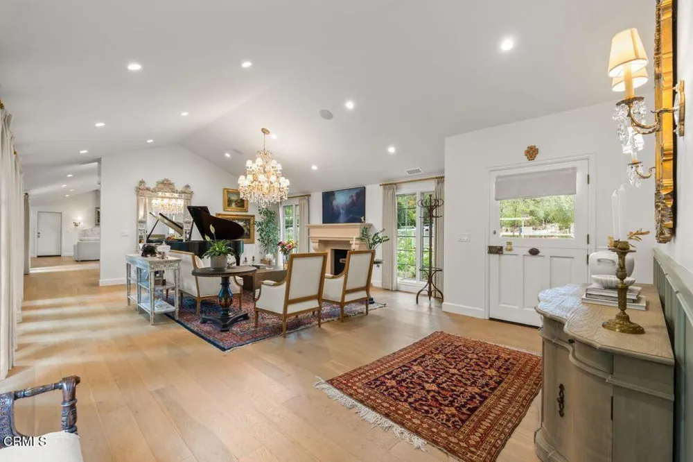 601 Foothill Road Ojai, CA 93023