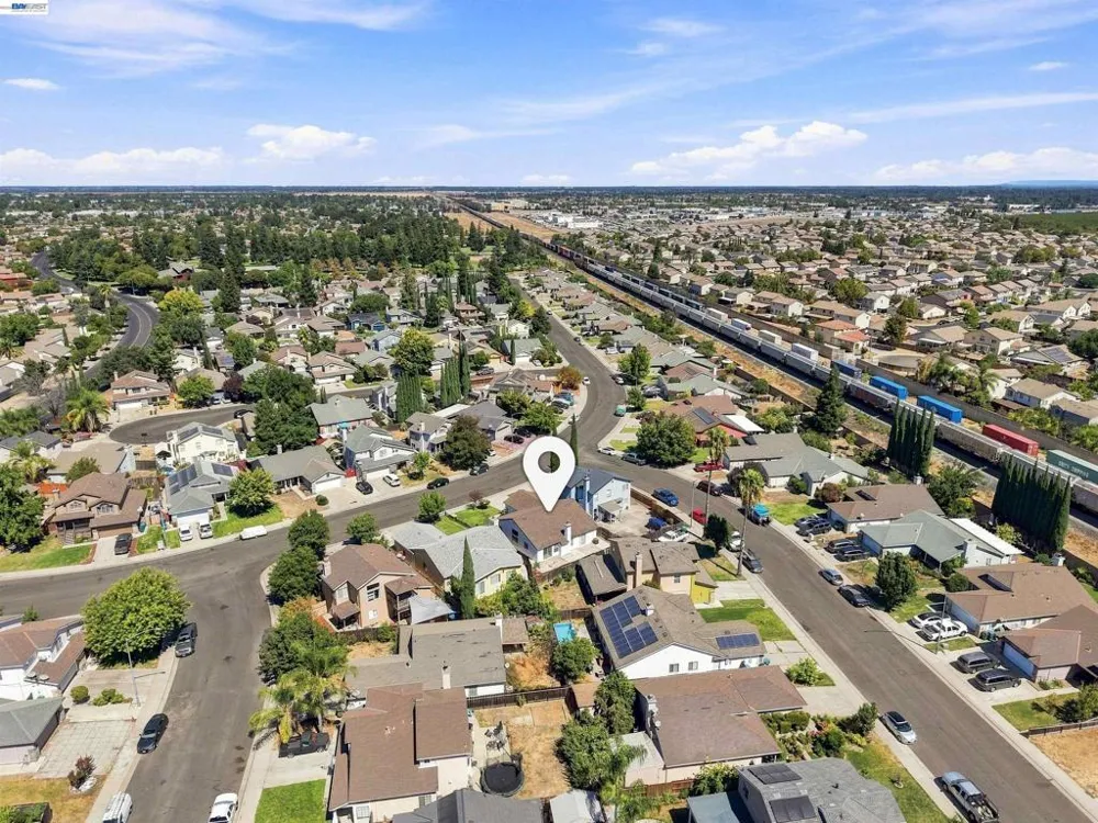 2422 Presidente St Stockton, CA 95210