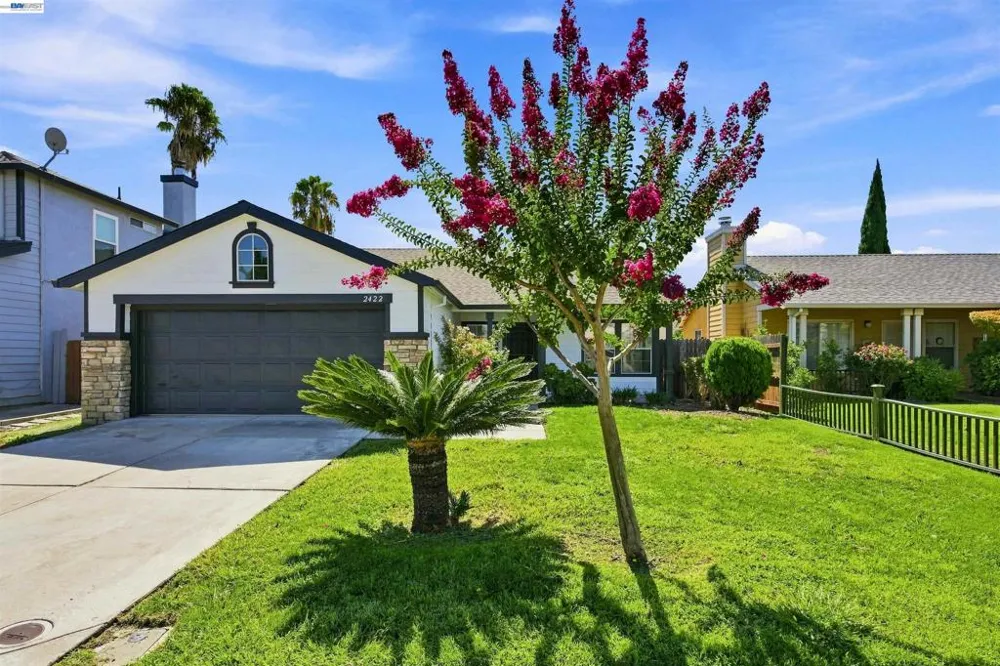 2422 Presidente St Stockton, CA 95210