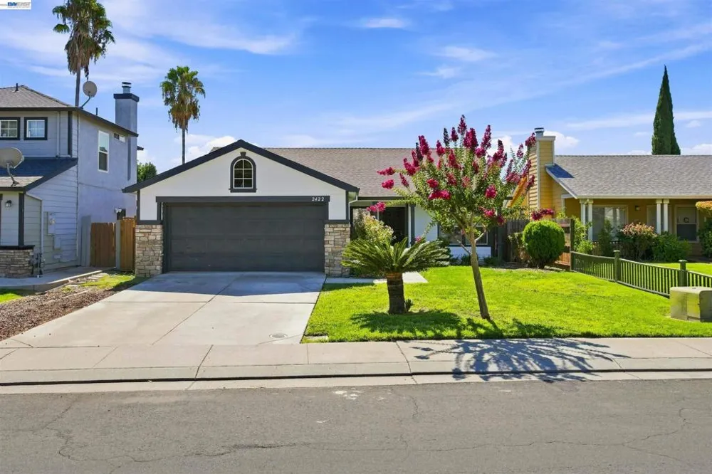 2422 Presidente St Stockton, CA 95210