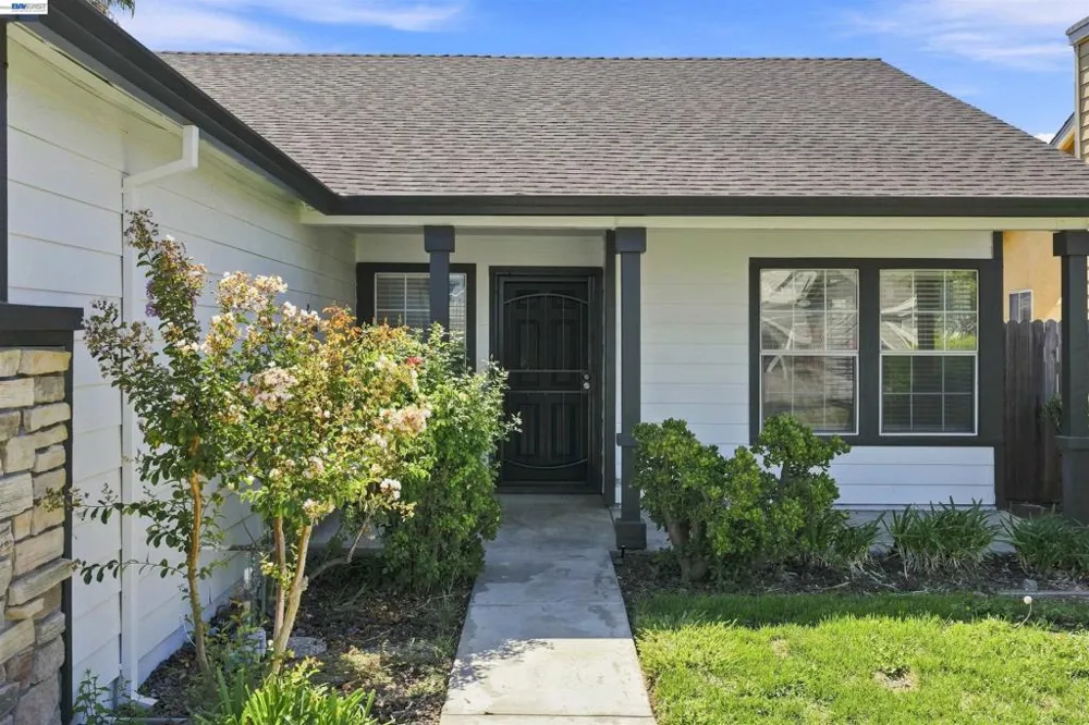 2422 Presidente St Stockton, CA 95210