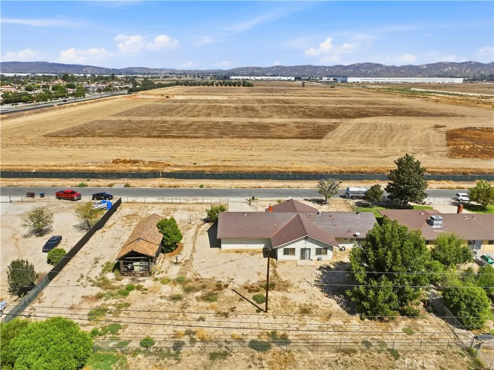 29095 Bay Avenue Moreno Valley, CA 92555