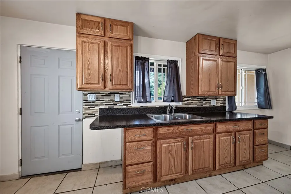 3135 W George Banning, CA 92220