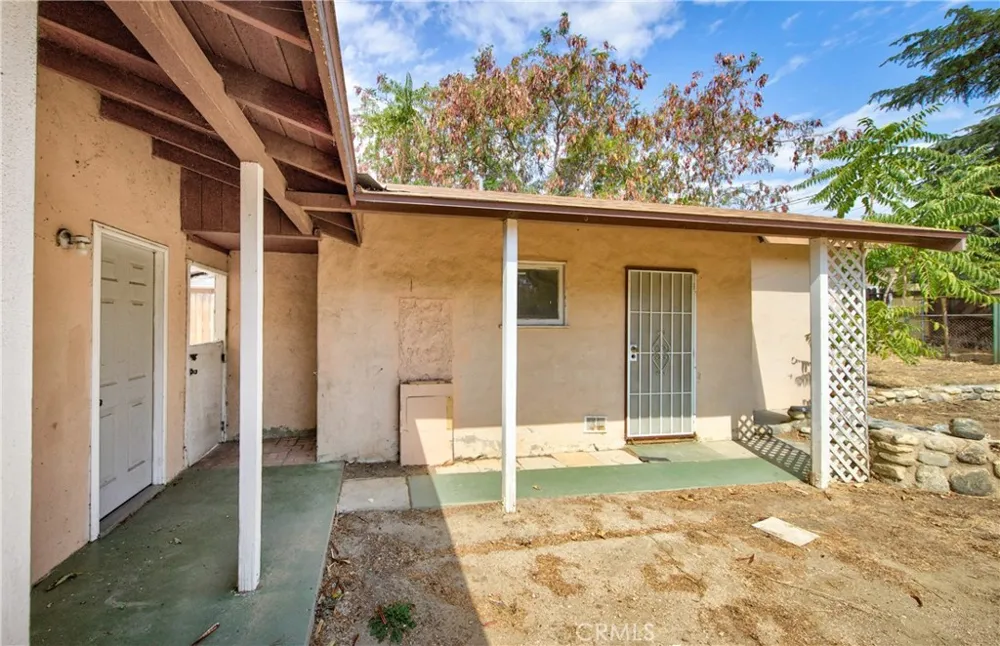 3135 W George Banning, CA 92220