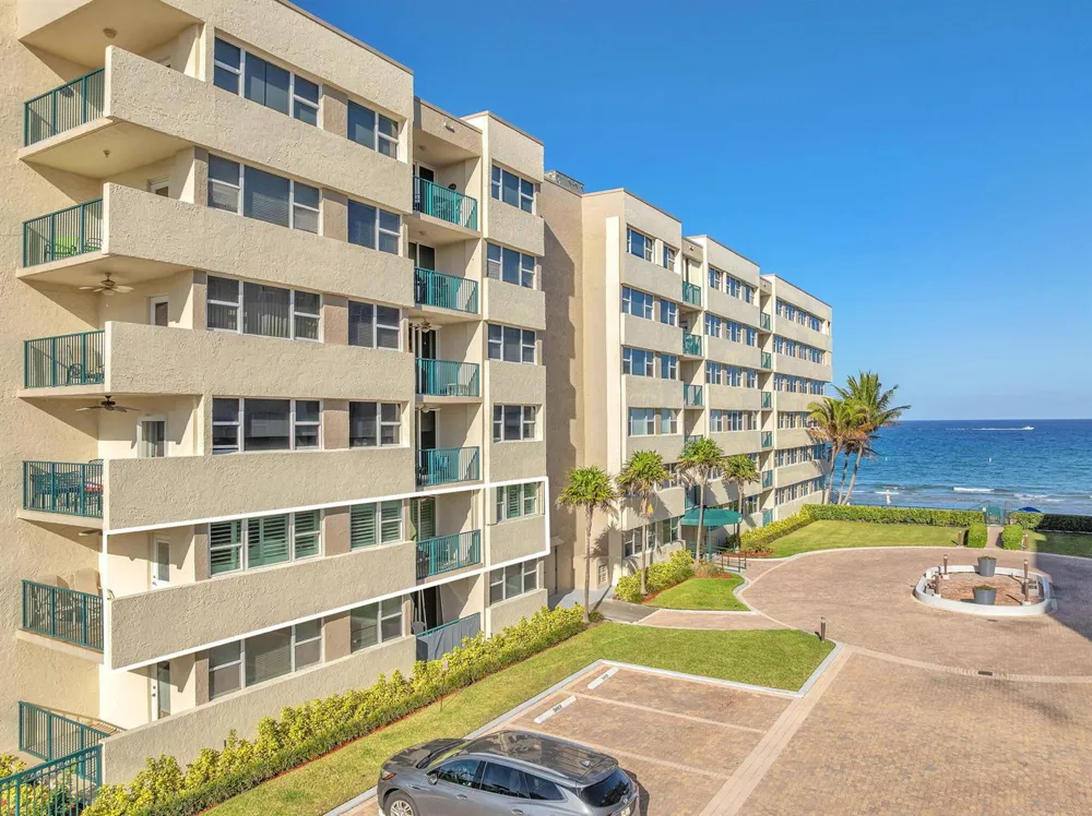 1239 HILLSBORO MILE #202 Hillsboro Beach, FL 33062