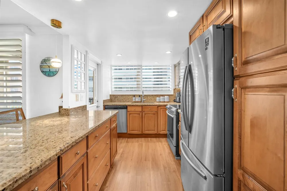 1239 HILLSBORO MILE #202 Hillsboro Beach, FL 33062