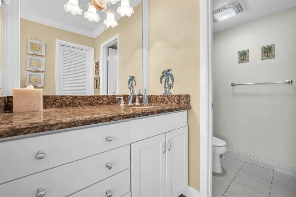 1239 HILLSBORO MILE #202 Hillsboro Beach, FL 33062