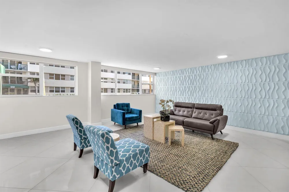 1239 HILLSBORO MILE #202 Hillsboro Beach, FL 33062
