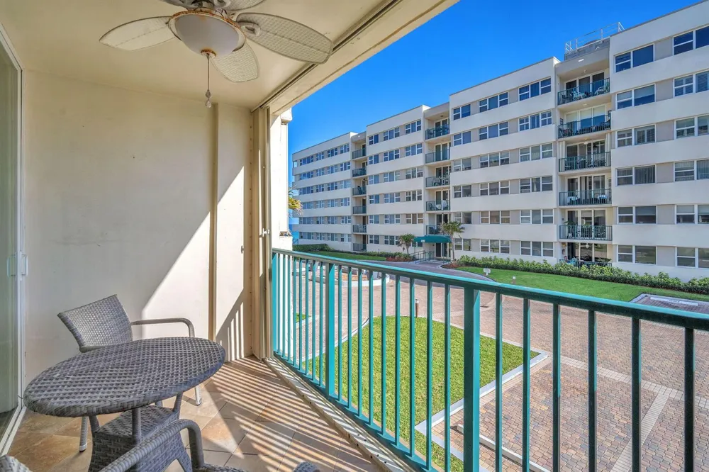 1239 HILLSBORO MILE #202 Hillsboro Beach, FL 33062