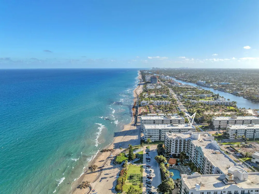 1239 HILLSBORO MILE #202 Hillsboro Beach, FL 33062