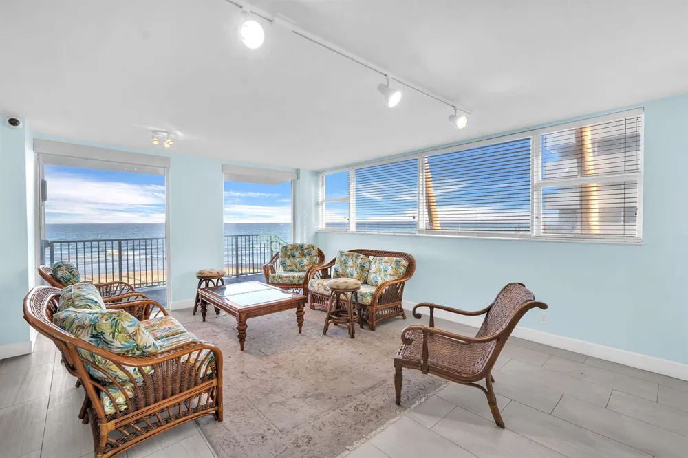 1239 HILLSBORO MILE #202 Hillsboro Beach, FL 33062