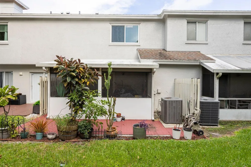 1375 SW 48th Terrace Deerfield Beach, FL 33442