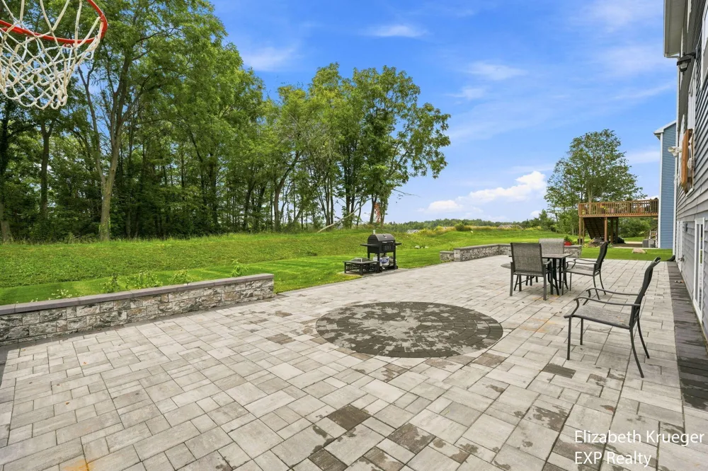 743 Petoskey Stone Drive SW Byron Center, MI 49315
