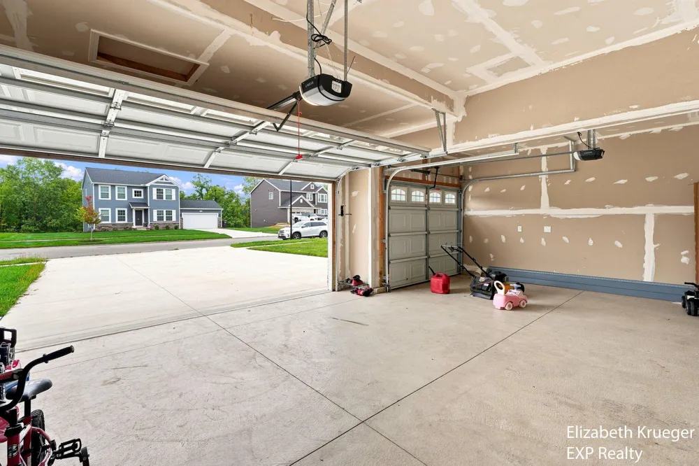 743 Petoskey Stone Drive SW Byron Center, MI 49315