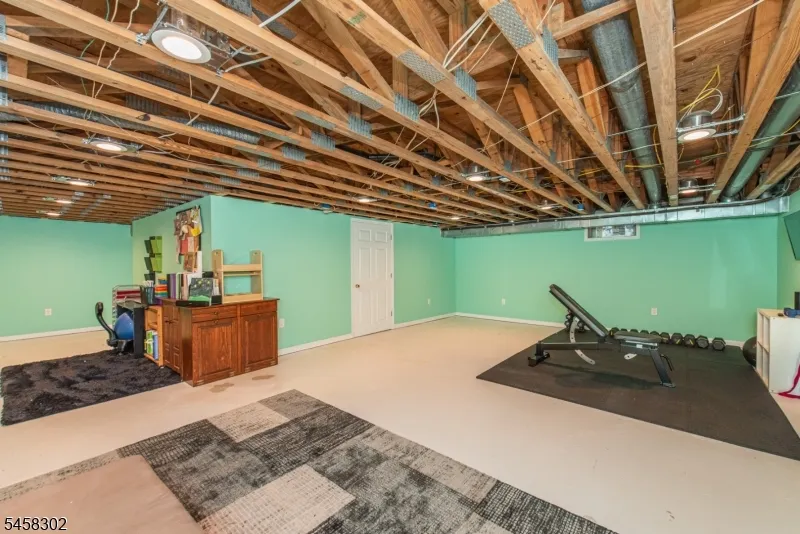75 Birch Ln Wayne, NJ 07470